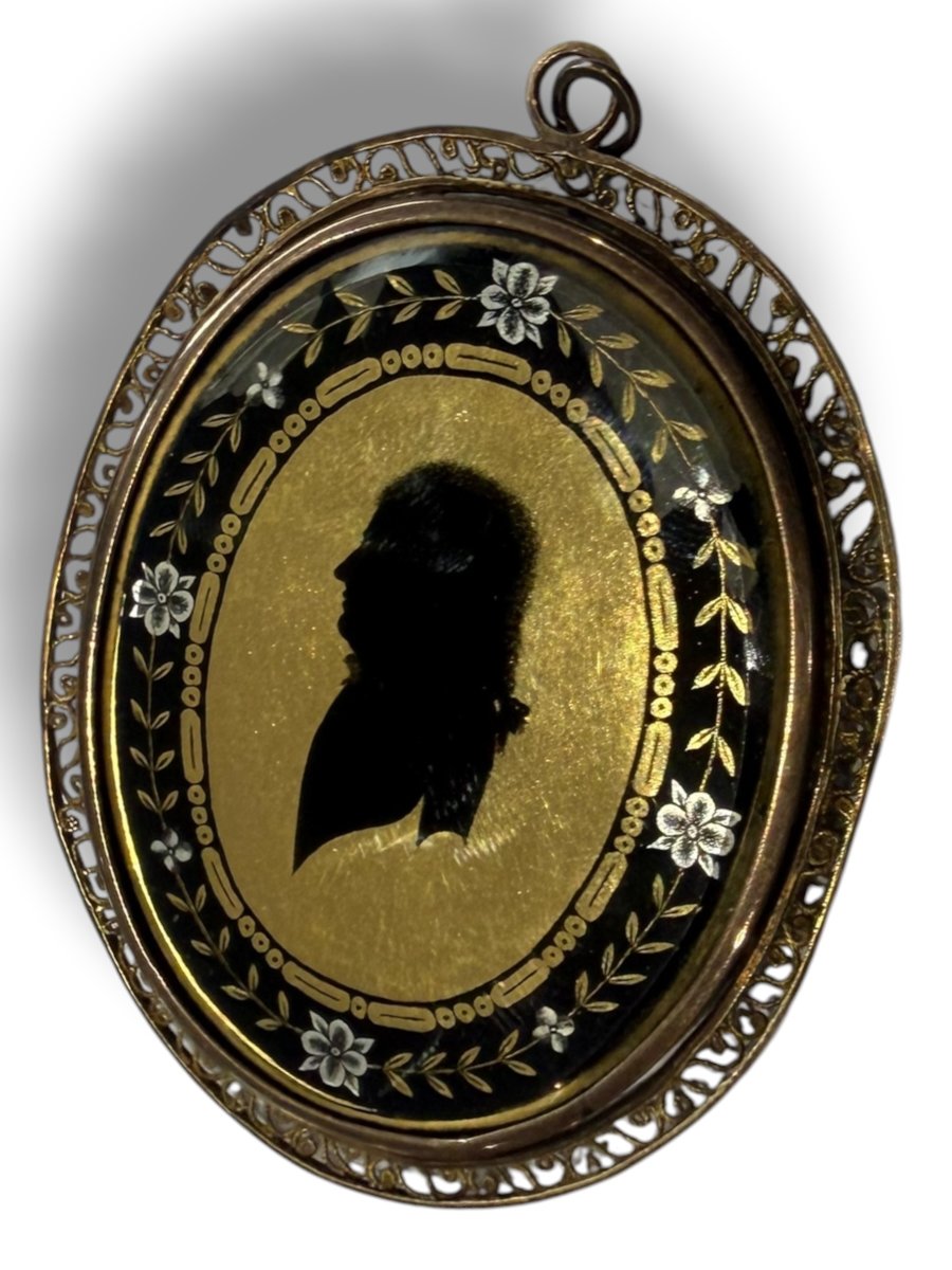 Silhouette On Eglomised Glass John Butterworth-photo-7
