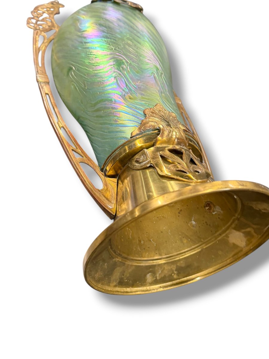 Large Art Nouveau Vase In Green Iridescent Glass Hacker Et Loetz-photo-3