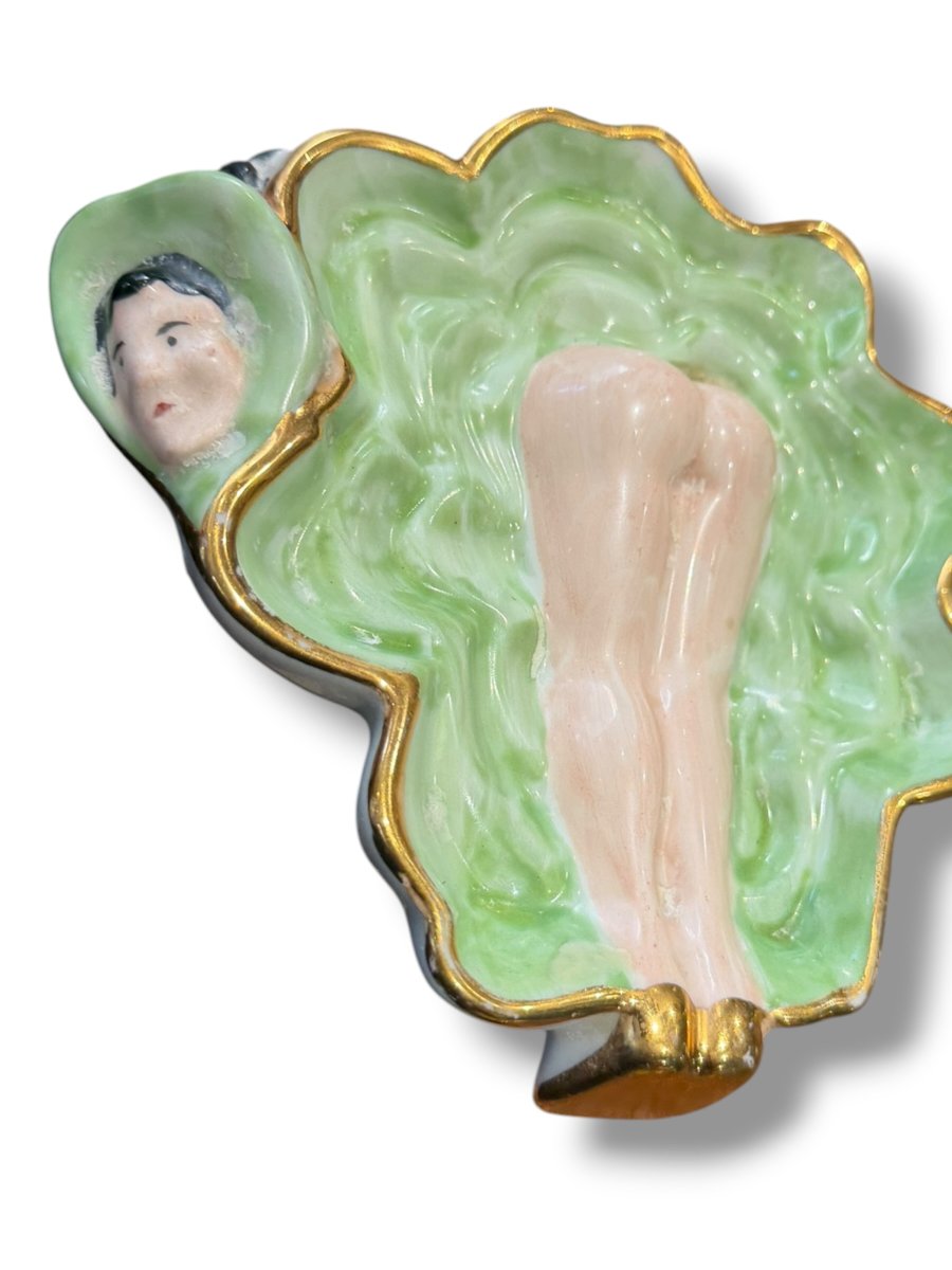 EROTICA CURIOSA Vide-poche de cabaret-photo-4