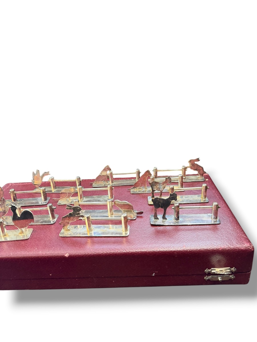 Set Of Twelve Art Deco Animal-themed Knife Blocks -photo-4