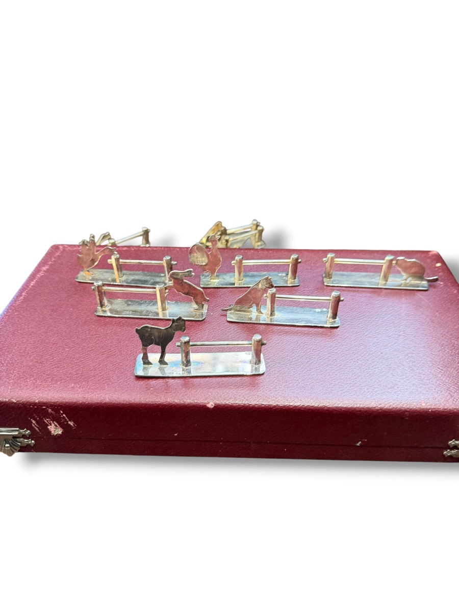 Set Of Twelve Art Deco Animal-themed Knife Blocks -photo-2