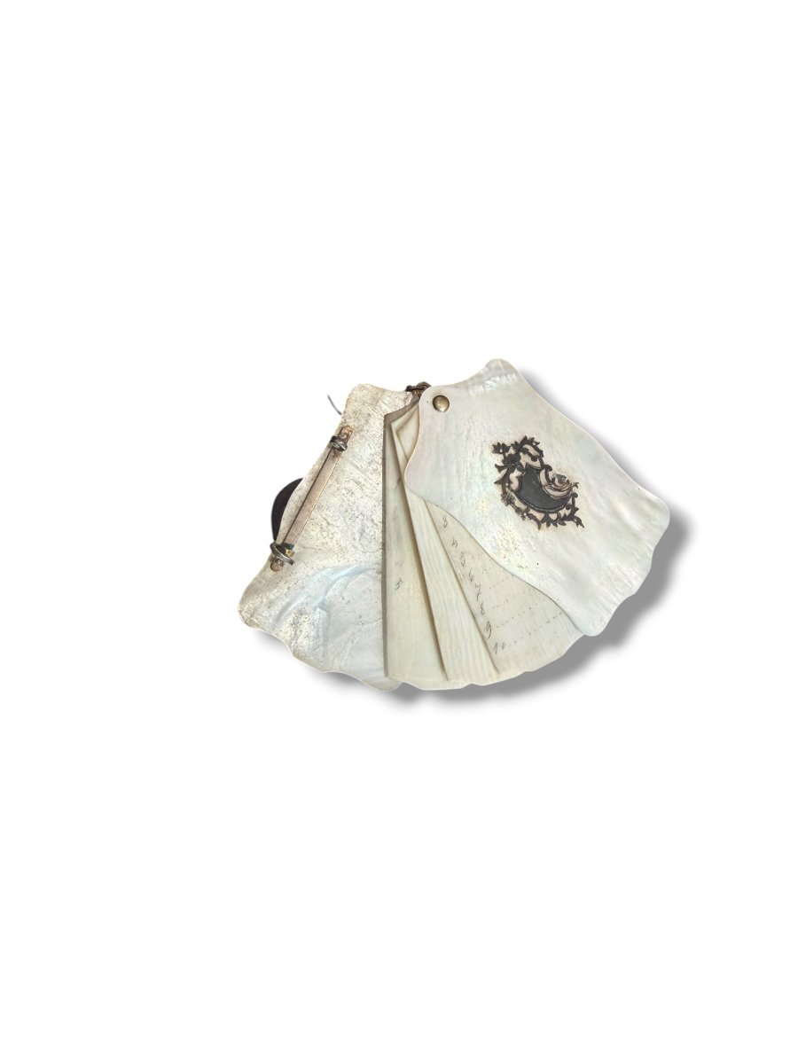 Carnet de bal en nacre XIXeme-photo-2