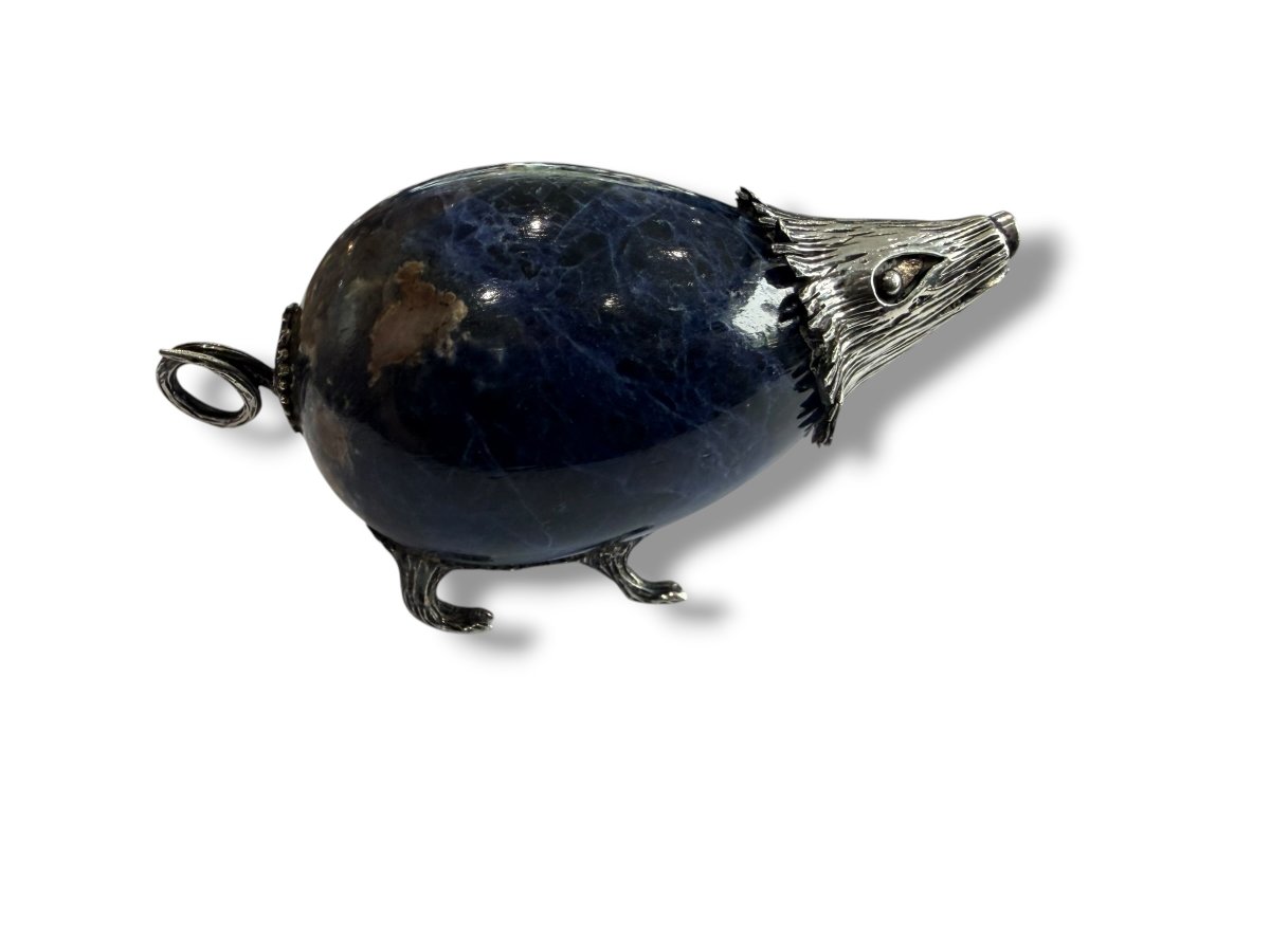 Animal en argent et lapis lazuli