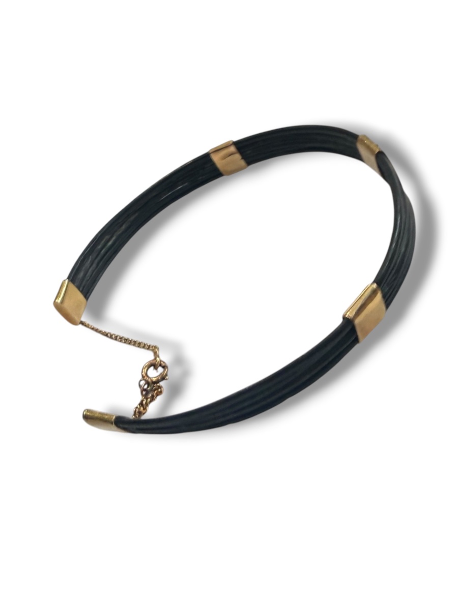 Bracelet or et tresses -photo-3