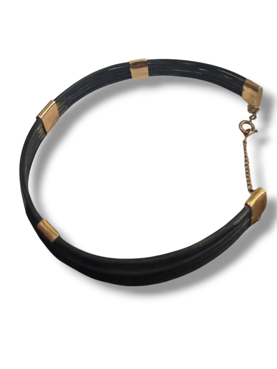 Bracelet or et tresses -photo-6
