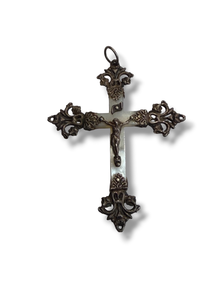 19th-century Silver And Mother-of-pearl Cross Pendant