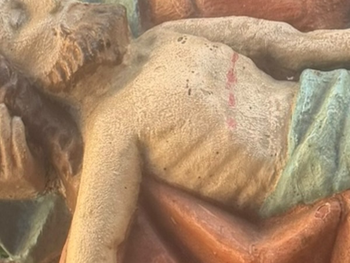 18th-century Polychrome Carved Wood Pietà-photo-3