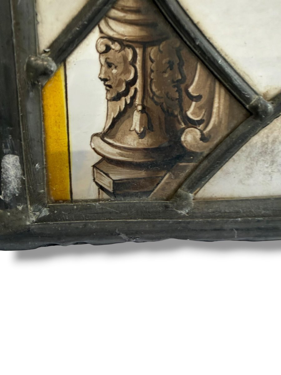 Small Stained-glass Window With A Column Motif-photo-5