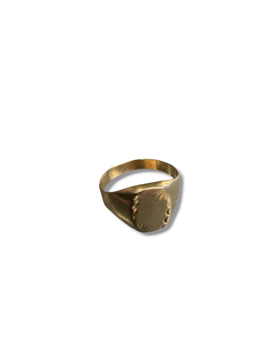 Gold Signet Ring With A Sun-shaped Setting-photo-3