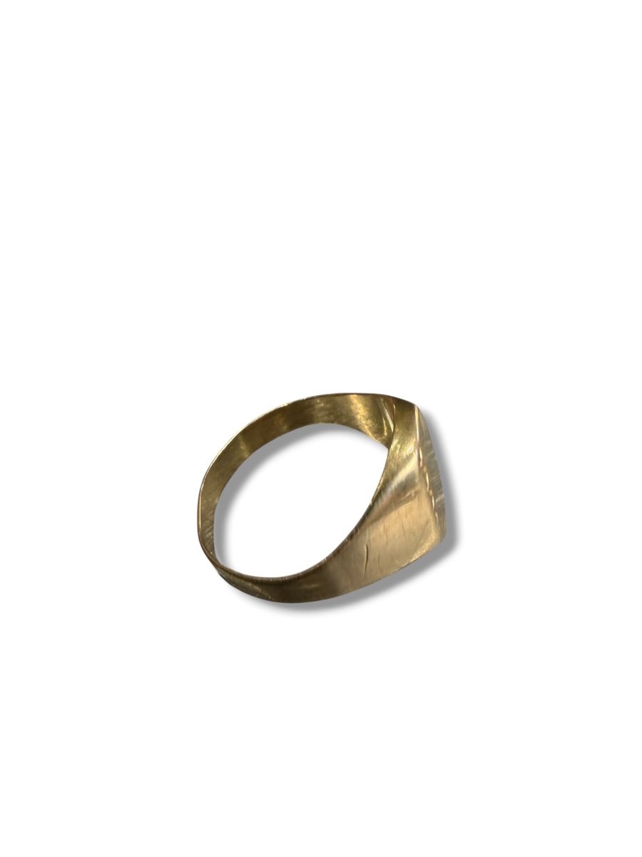 Gold Signet Ring With A Sun-shaped Setting-photo-7