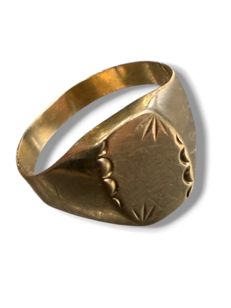 Gold Signet Ring With A Sun-shaped Setting