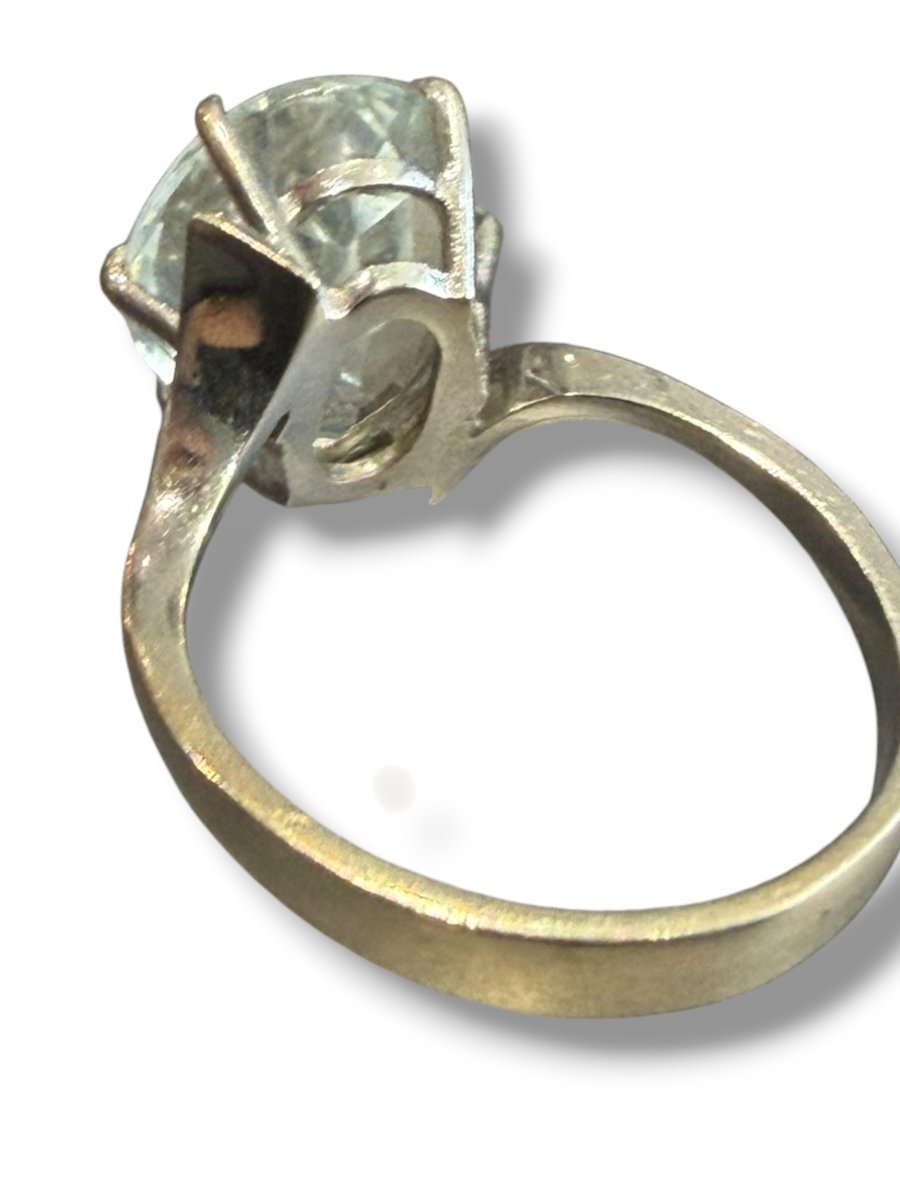 White Gold Ring With Aquamarine-photo-2