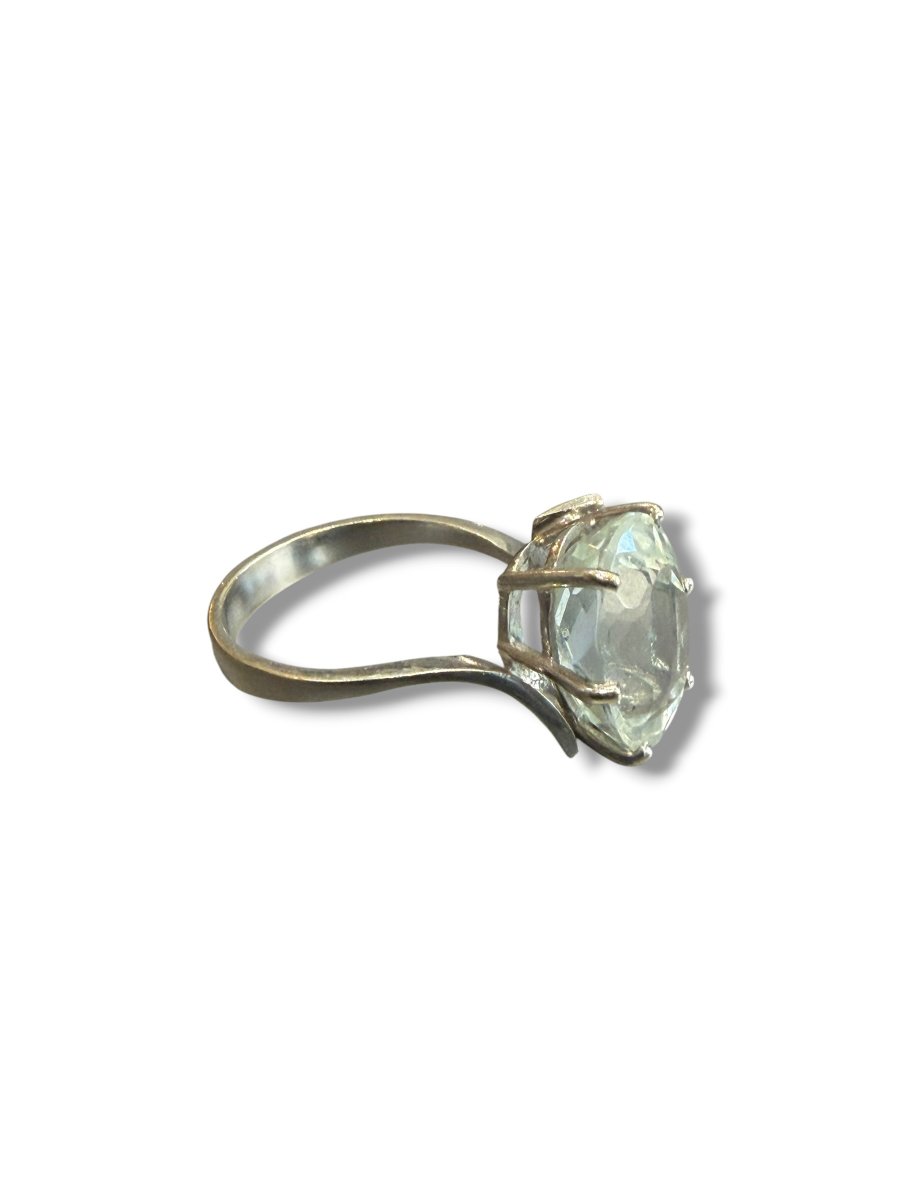White Gold Ring With Aquamarine
