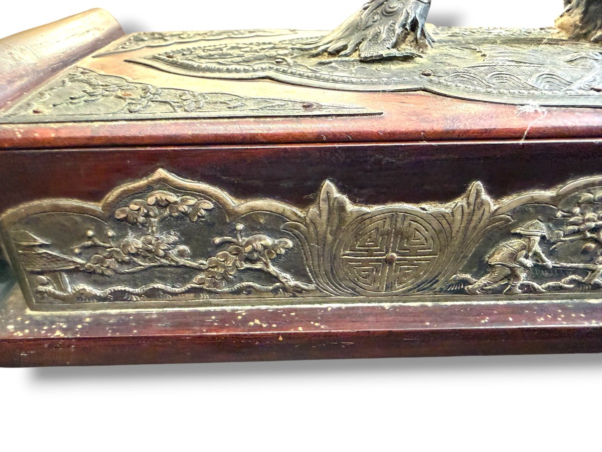 Chinese Wooden Box With Jade Dragon Design-photo-5