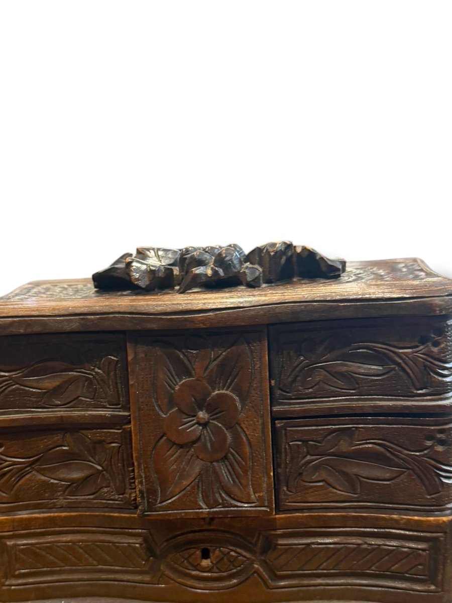 Black Forest Jewelry Box-photo-5