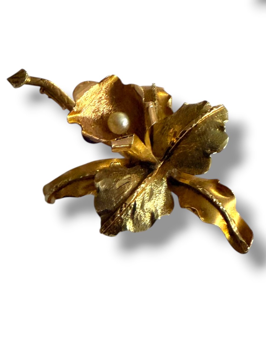 Broche en or motif fleur-photo-8