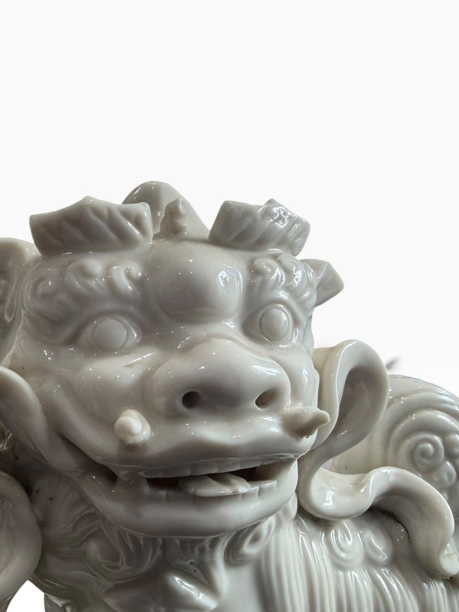 Pair Of Fô Dogs Made Of White Dehua Porcelain-photo-4