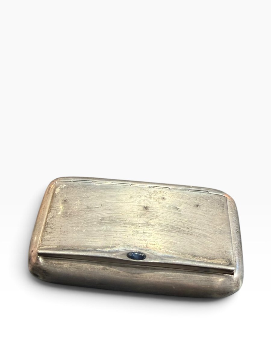 Boîte tabatière en argent massif