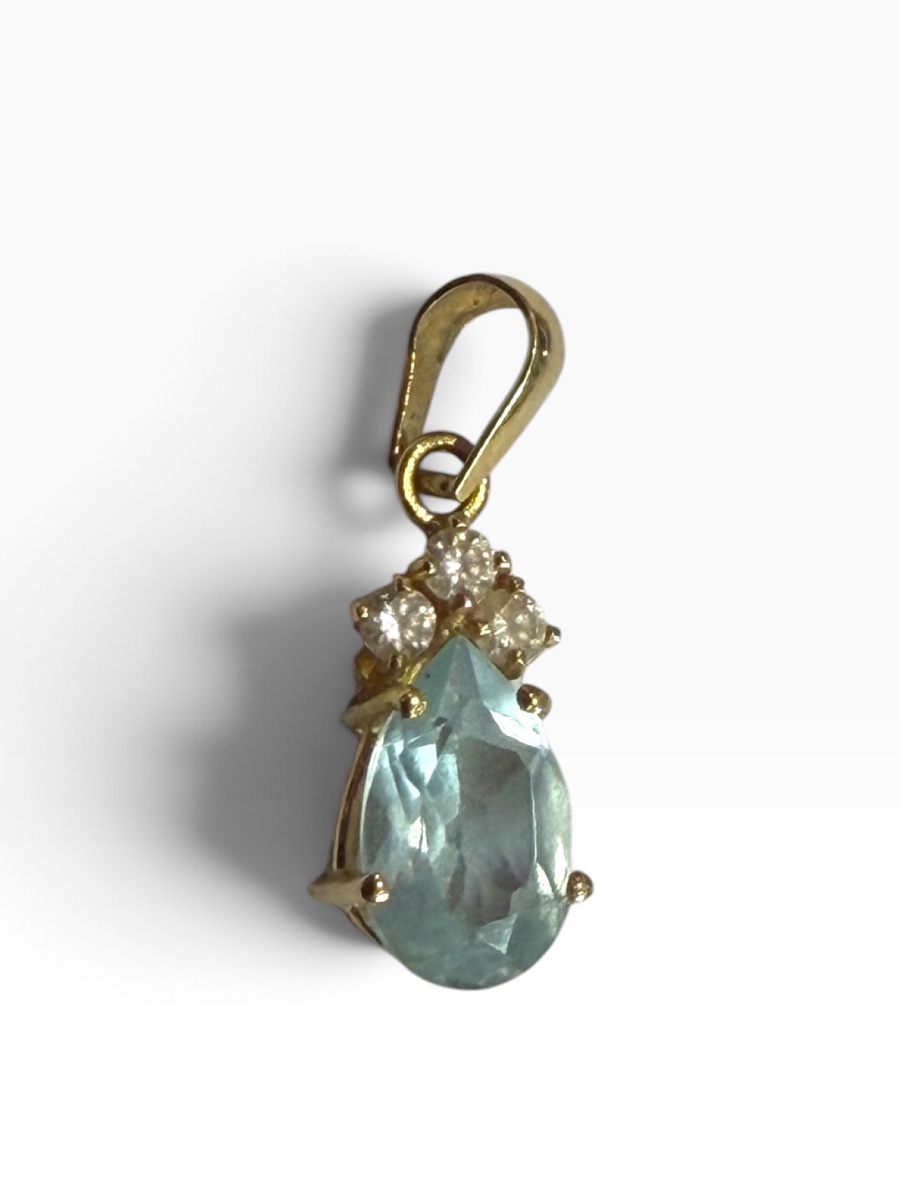 Pendentif or jaune aigue marine