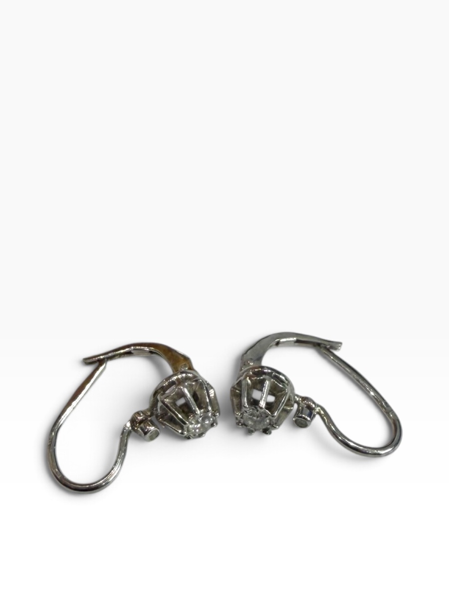 Paire de boucles d’oreilles or gris et diamants-photo-1