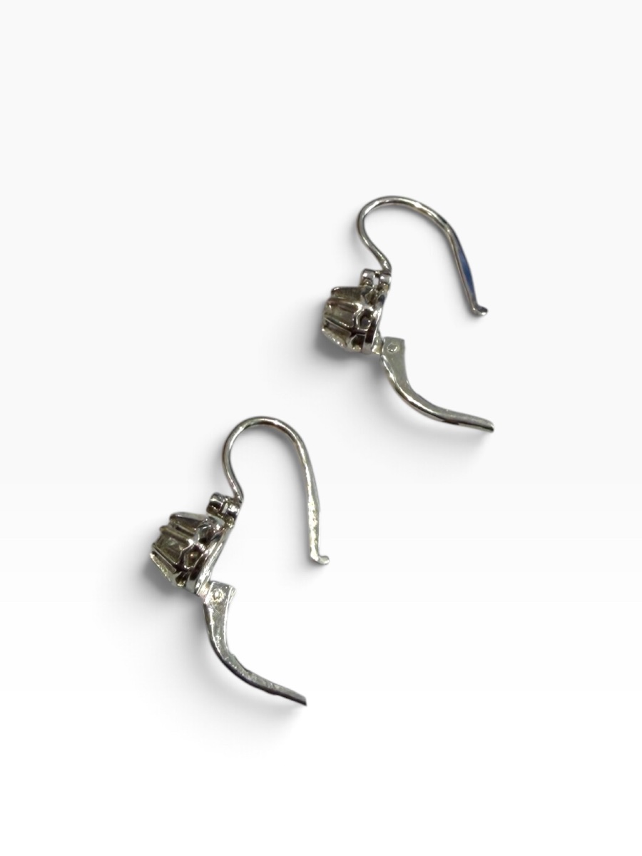 Paire de boucles d’oreilles or gris et diamants-photo-3