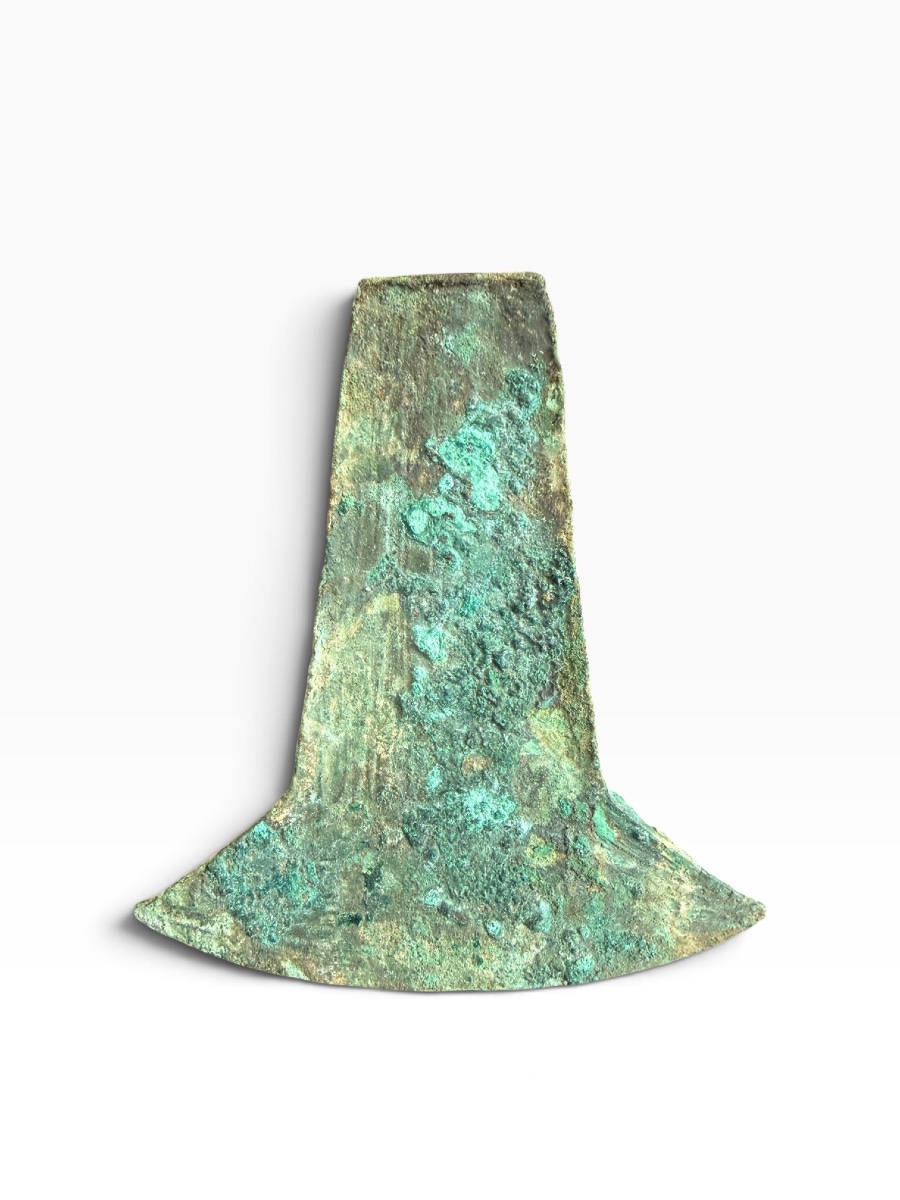 Ecuador: Pre-columbian Bronze Axe-photo-1
