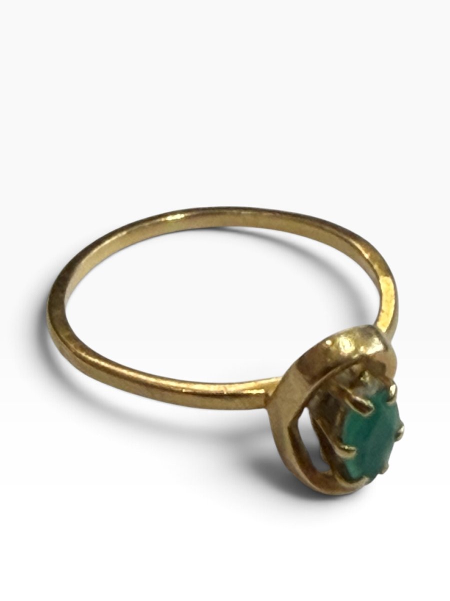 Yellow Gold And Emerald Ring-photo-1
