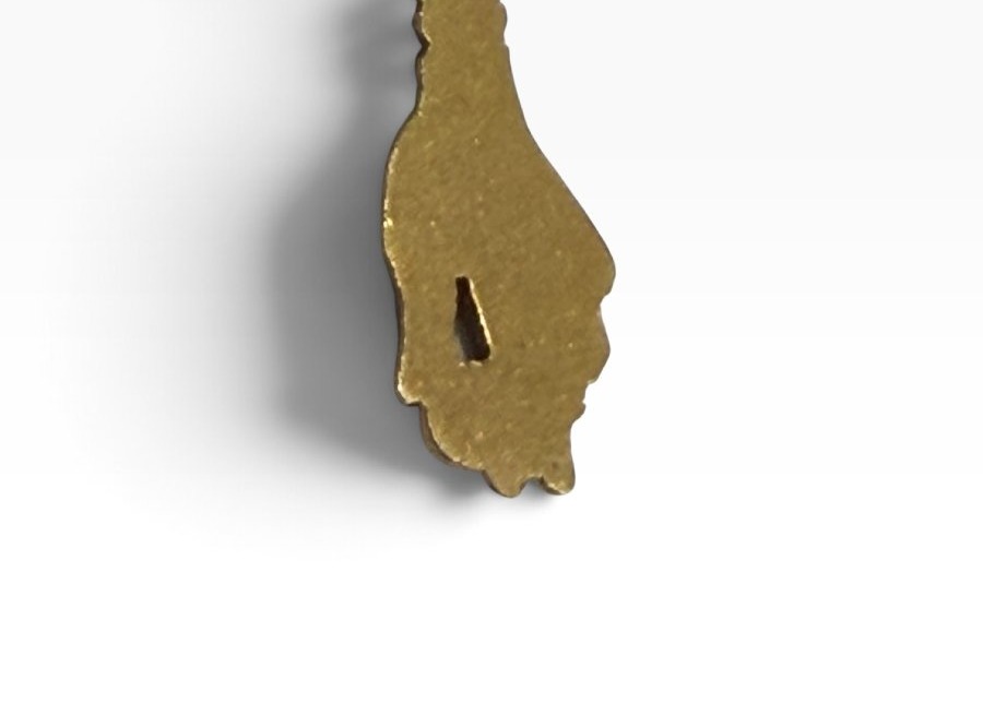 Gold Lucky Hand Pendant-photo-3