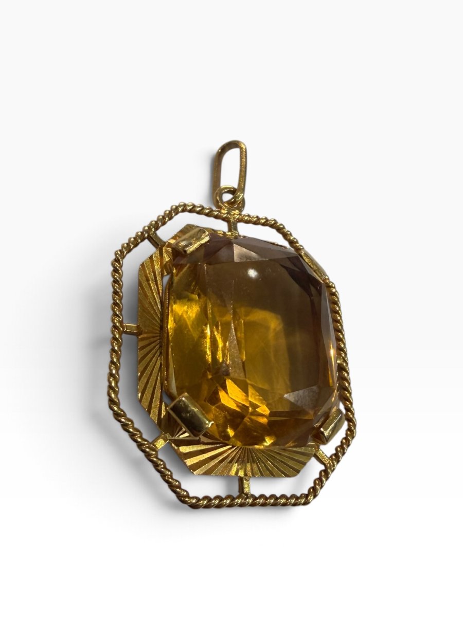 Large Octagonal Topaz And Gold Pendant-photo-2