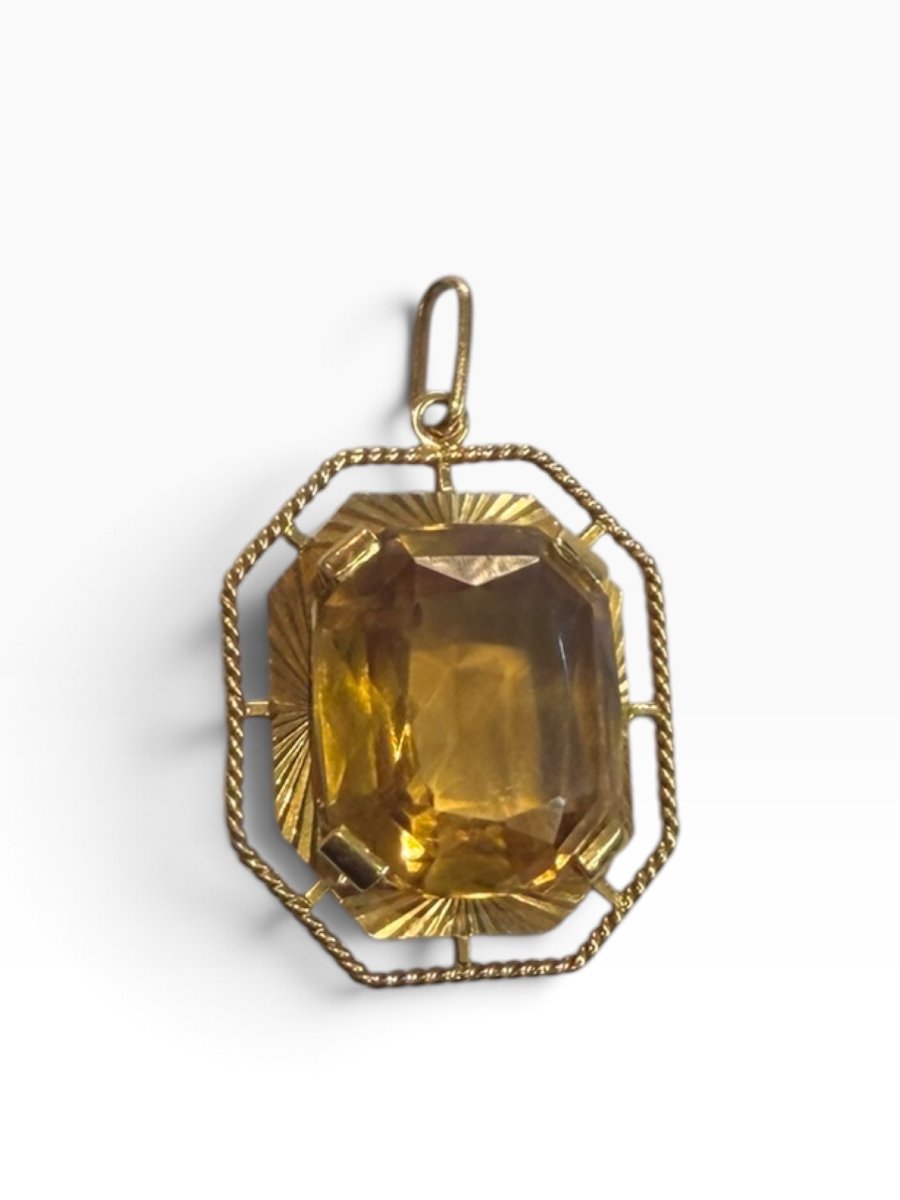 Large Octagonal Topaz And Gold Pendant-photo-7