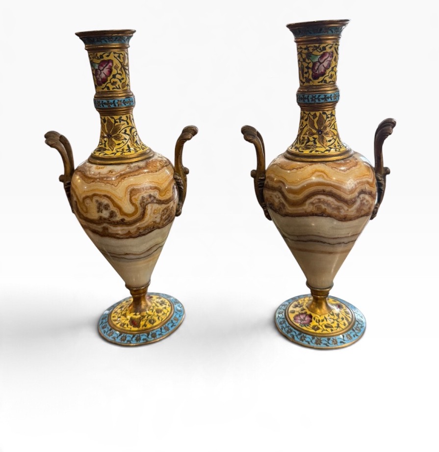 Paire de vase Napoléon III onyx et émaux chantournés-photo-7