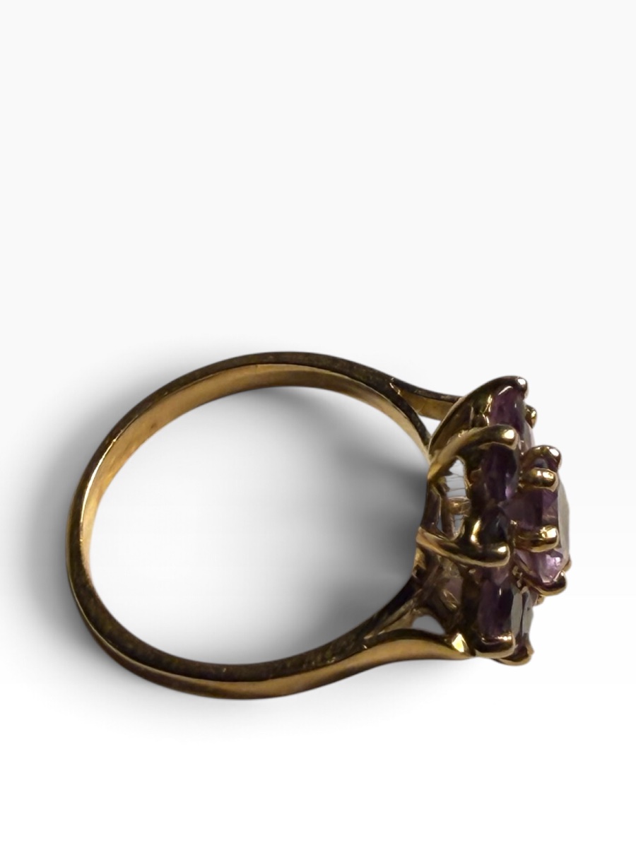 Yellow Gold Daisy Ring With Amethyst-photo-2