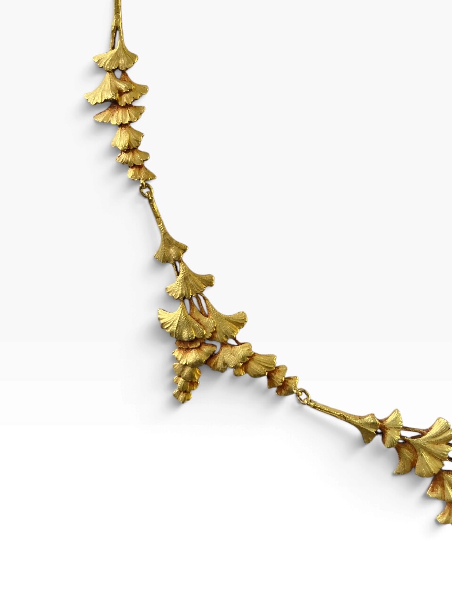 Collier draperie or motif gingko-photo-3