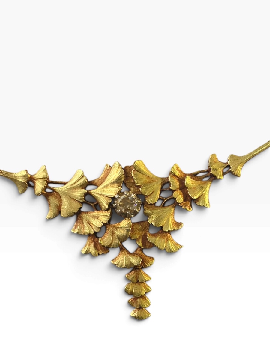 Collier draperie or motif gingko-photo-2