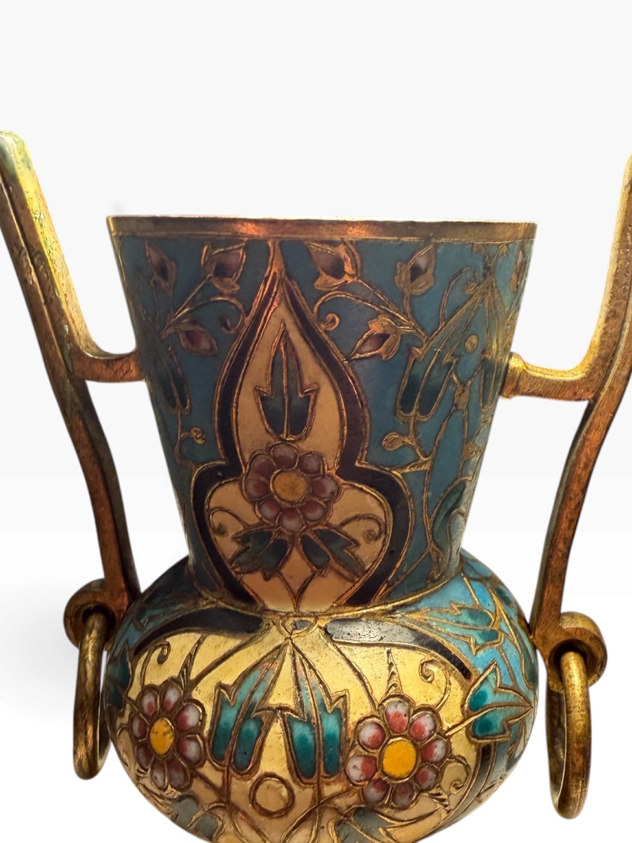 19th-century Barbedienne Vase With Scalloped Enamel Work-photo-4