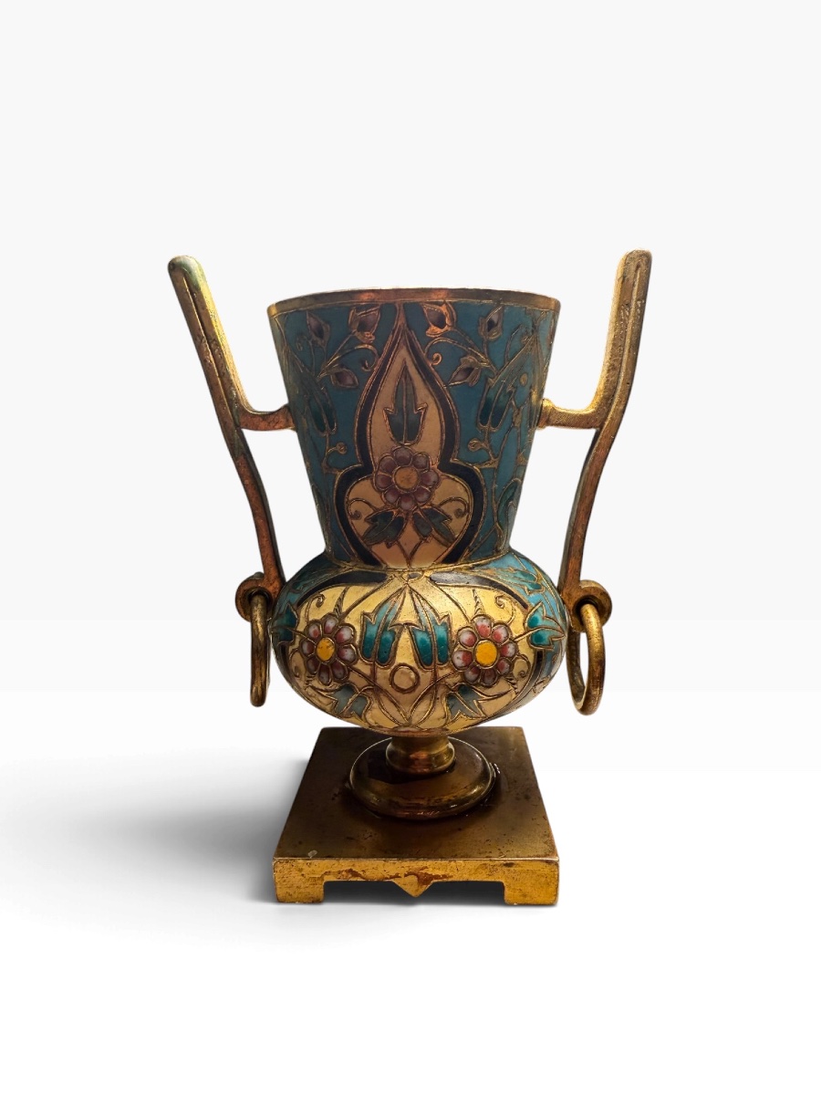 19th-century Barbedienne Vase With Scalloped Enamel Work