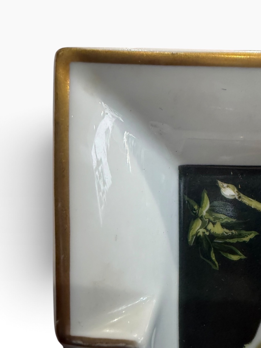 Hermès Paris Porcelain Ashtray With Dog Design-photo-1