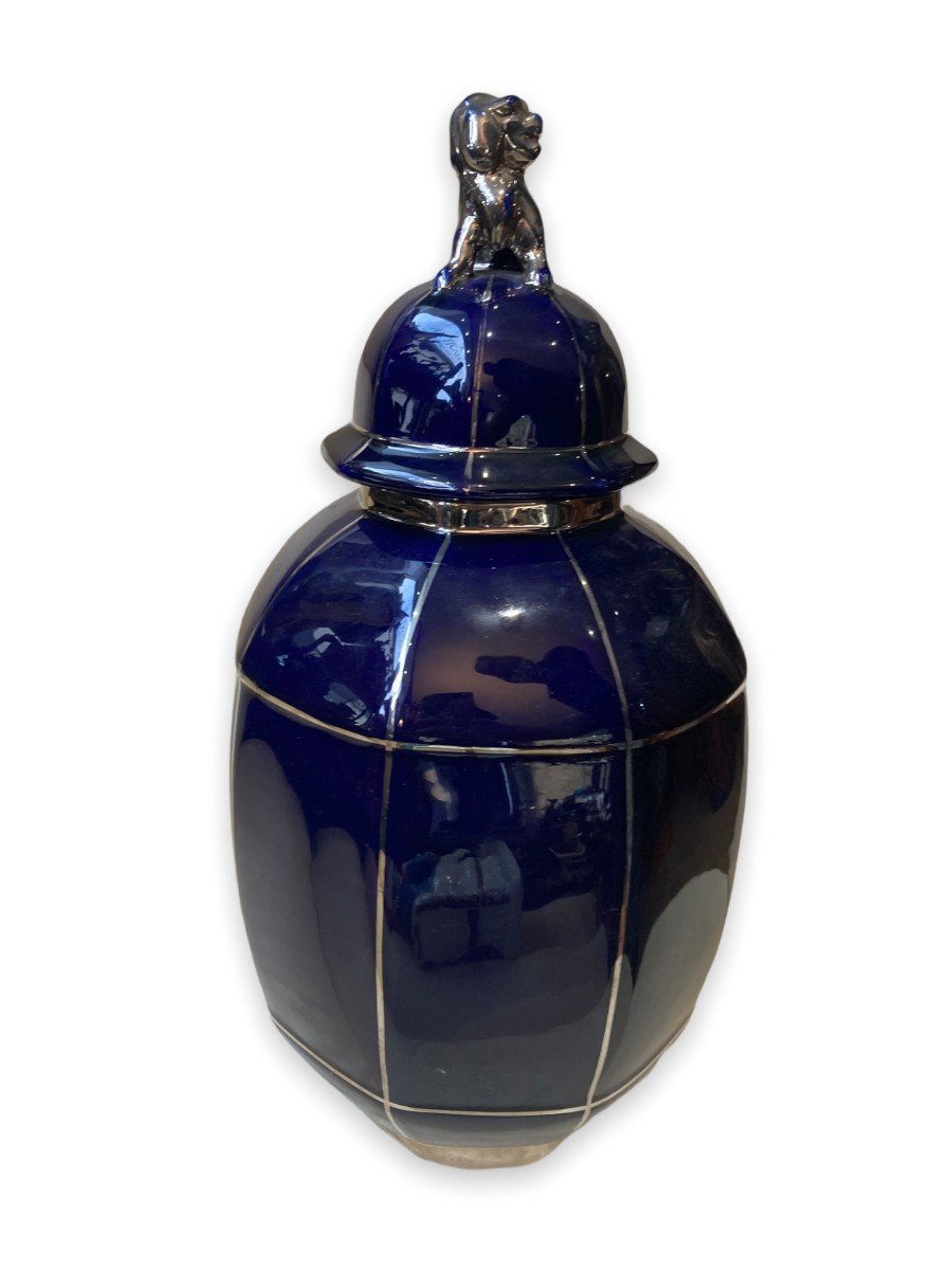 Large Blue Porcelain Oven Covered Pot-photo-5