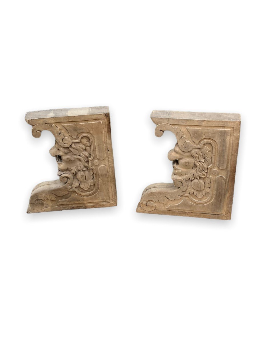 Pair Of Shelving Units - Woodwork With Lions Heads-photo-1