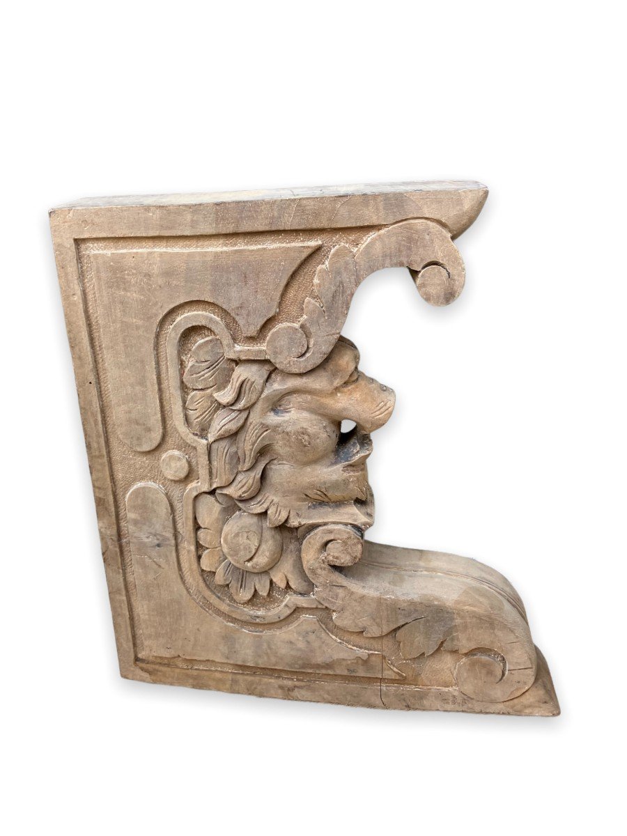 Pair Of Shelving Units - Woodwork With Lions Heads-photo-4