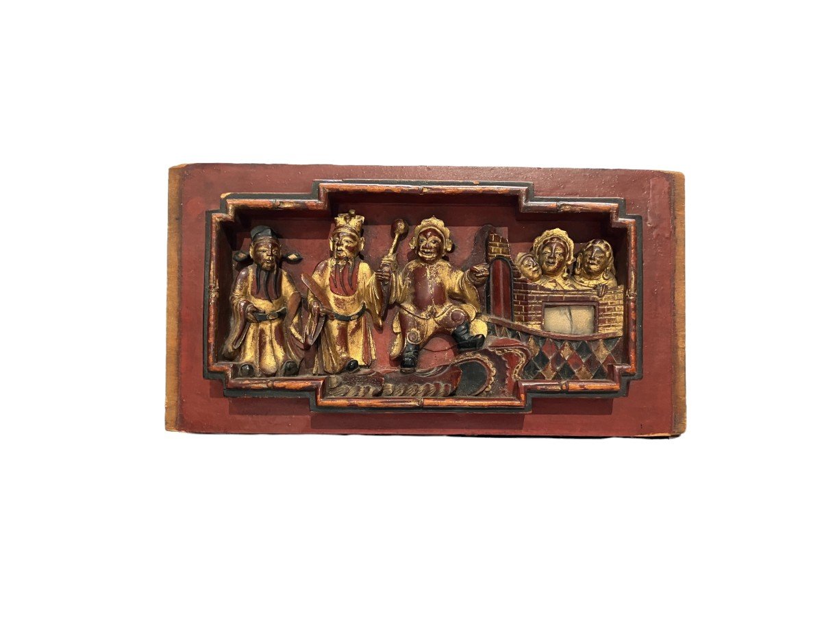Chinese Bas Relief In Red And Golden Wood-photo-2