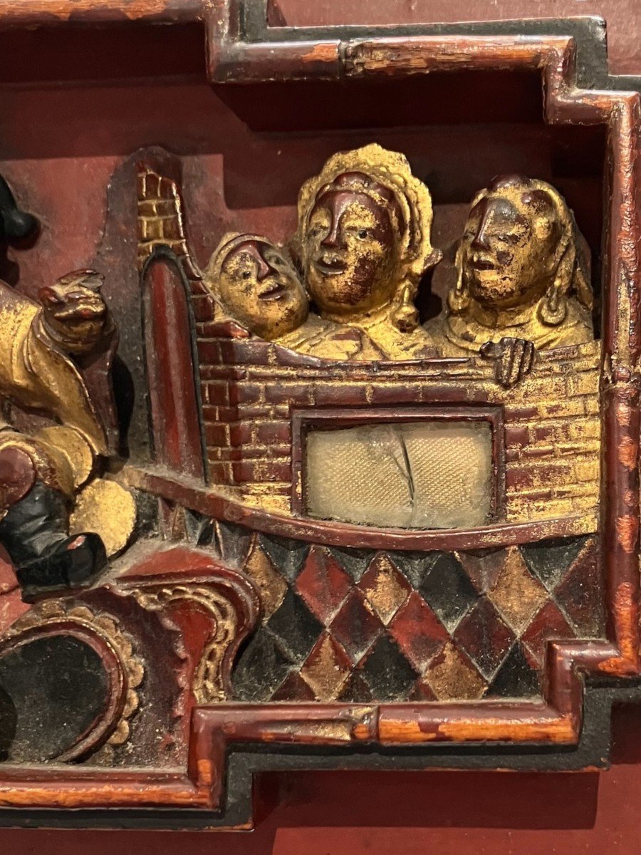 Chinese Bas Relief In Red And Golden Wood-photo-3