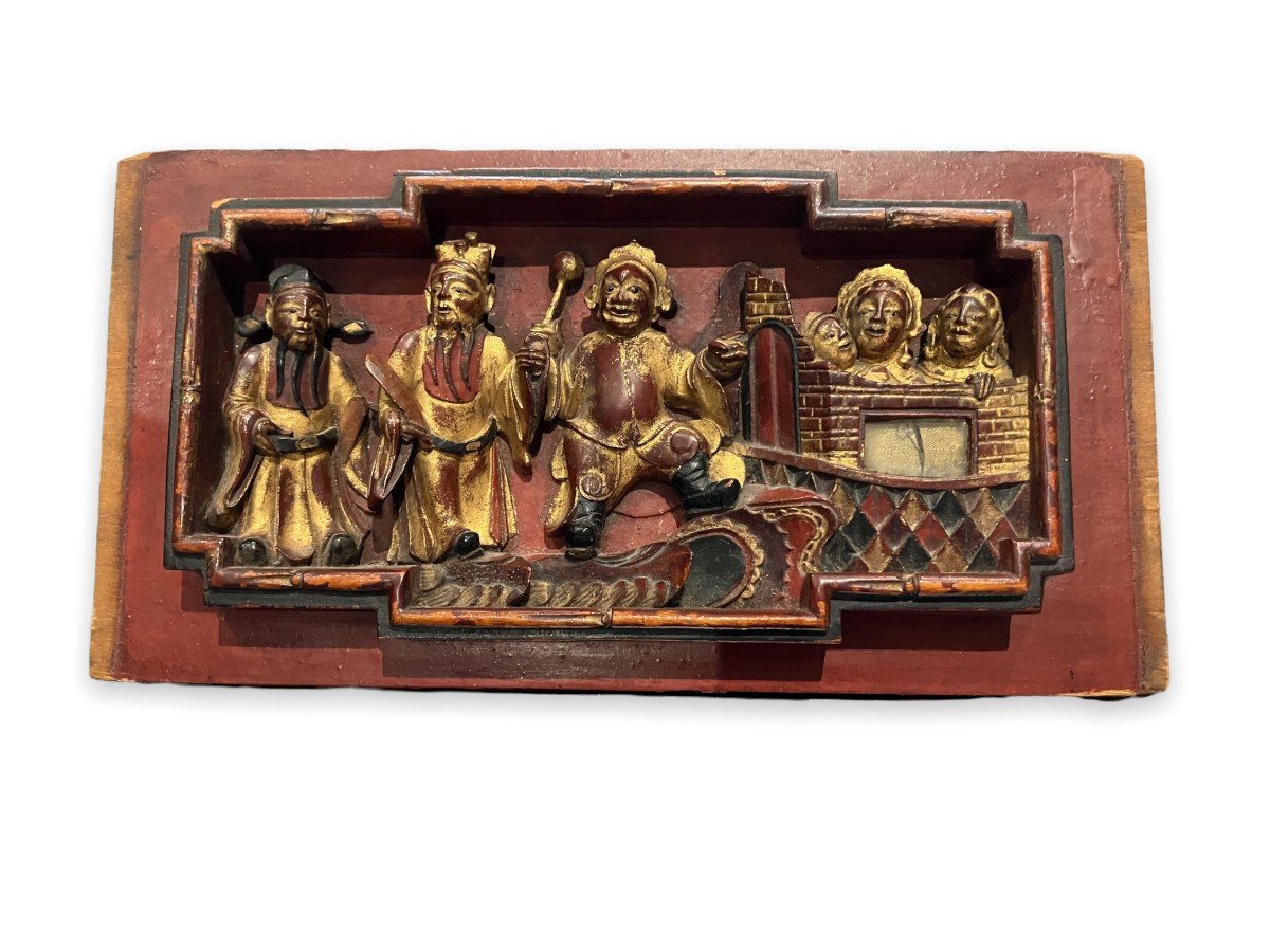 Chinese Bas Relief In Red And Golden Wood-photo-5