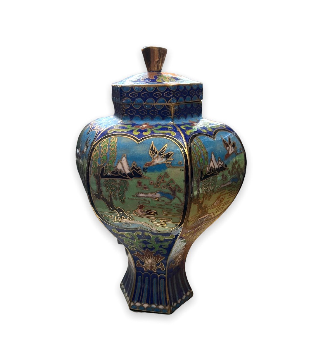 Chinese Cloisonne Covered Pot