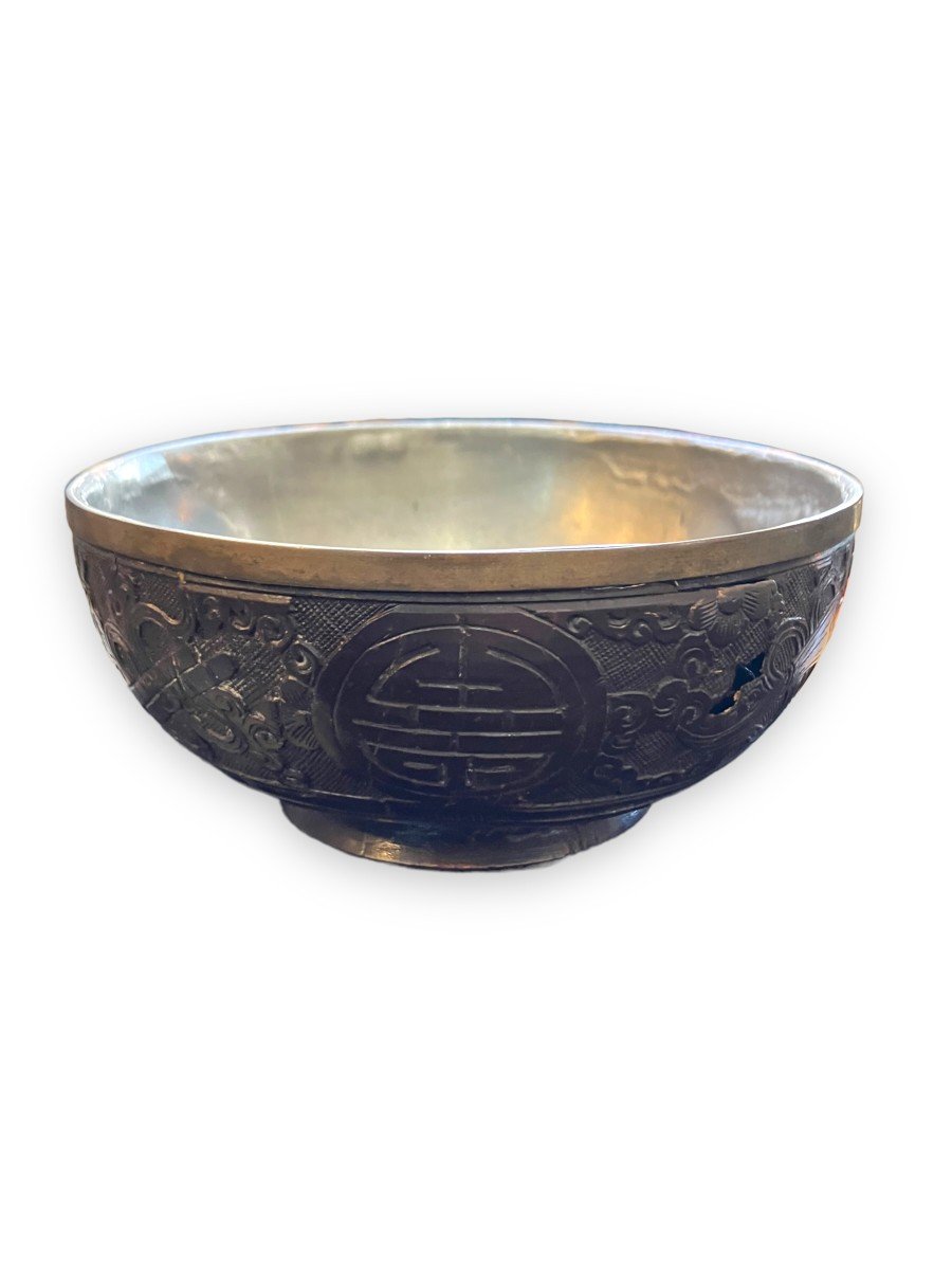 Chinese Bowl In Coconut And Pewter Nineteenth