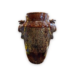 Important Vase Griffons Longchamp En Céramique Mordorée