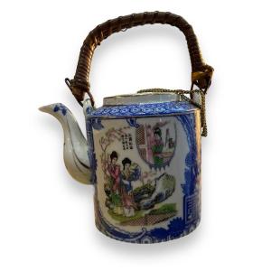 Chinese Polychrome Porcelain Teapot