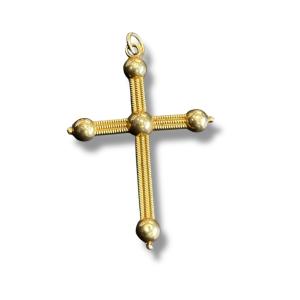 Pendentif Croix régionale en or  