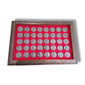 Galerie Numismatique des Rois de France 40 médailles 