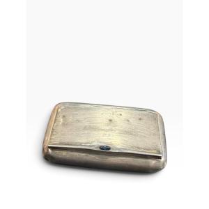 Boîte tabatière en argent massif